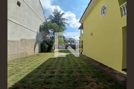 Casa de condomínio para alugar com 300m², 3 quartos e 3 vagasÁrea externa