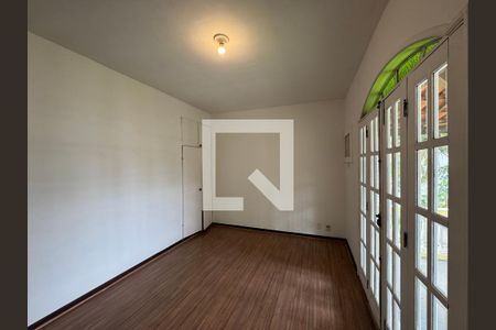 Casa de condomínio para alugar com 300m², 3 quartos e 3 vagasQuarto 2