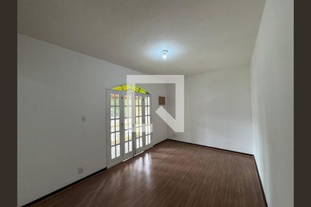 Casa de condomínio para alugar com 300m², 3 quartos e 3 vagasQuarto 1