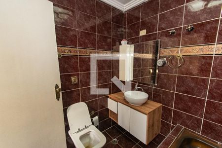 Casa à venda com 146m², 3 quartos e 5 vagasBanheiro da suíte 2