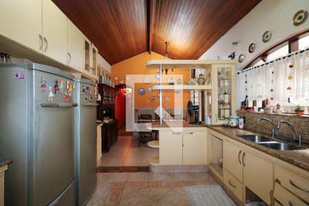 Casa à venda com 380m², 3 quartos e 8 vagasCozinha