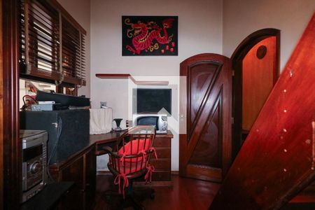 Casa à venda com 380m², 3 quartos e 8 vagasQuarto 2