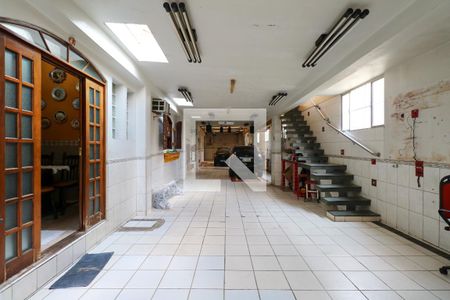 Casa à venda com 380m², 3 quartos e 8 vagasGaragem