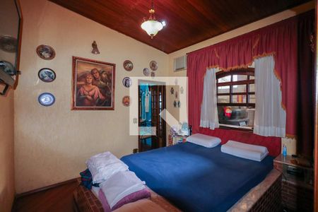 Casa à venda com 380m², 3 quartos e 8 vagasSuíte