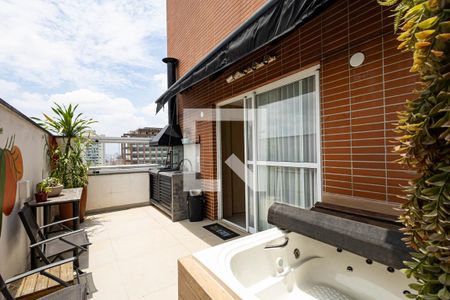 Apartamento à venda com 110m², 2 quartos e 2 vagasTerraço