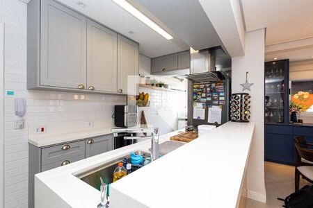 Apartamento à venda com 110m², 2 quartos e 2 vagasCozinha