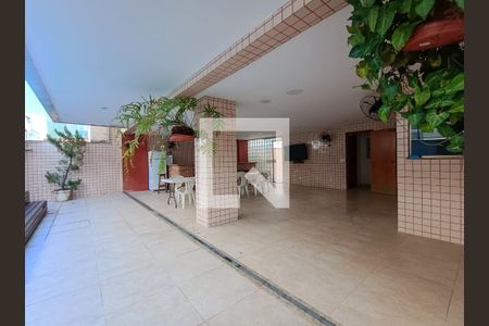 Apartamento à venda com 200m², 3 quartos e 2 vagas Apartamento à venda com 200m², 3 quartos e 2 vagasÁrea Comum - Salão