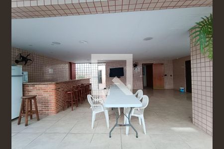 Apartamento à venda com 200m², 3 quartos e 2 vagas Apartamento à venda com 200m², 3 quartos e 2 vagasÁrea Comum - Salão
