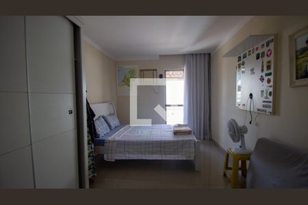 Apartamento à venda com 200m², 3 quartos e 2 vagas Apartamento à venda com 200m², 3 quartos e 2 vagasSuíte 2