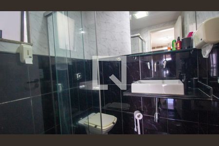 Apartamento à venda com 200m², 3 quartos e 2 vagas Apartamento à venda com 200m², 3 quartos e 2 vagasBanheiro da Suíte 3