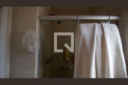 Apartamento à venda com 200m², 3 quartos e 2 vagas Apartamento à venda com 200m², 3 quartos e 2 vagasBanheiro da Suíte 2