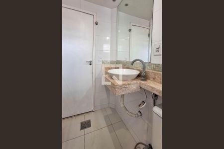 Apartamento à venda com 65m², 2 quartos e 1 vagaBanheiro da Suíte