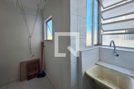 Apartamento à venda com 65m², 2 quartos e 1 vagaÁrea de Serviço