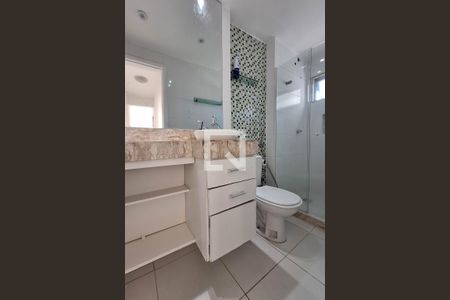 Apartamento à venda com 65m², 2 quartos e 1 vagaBanheiro Social