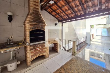 Apartamento à venda com 65m², 2 quartos e 1 vagaÁrea comum