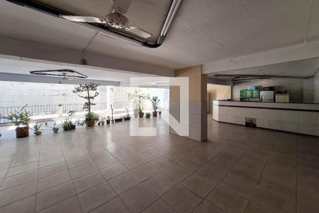 Apartamento à venda com 65m², 2 quartos e 1 vagaÁrea comum