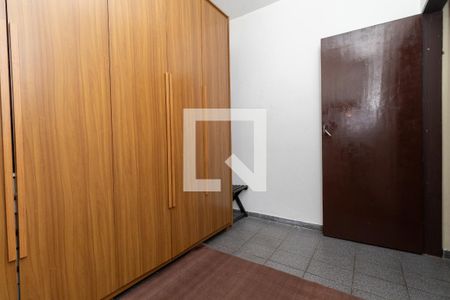 Casa à venda com 135m², 3 quartos e 2 vagasQuarto 3