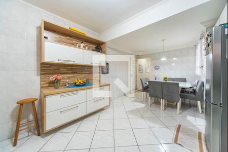 Casa à venda com 280m², 3 quartos e 3 vagasCozinha 