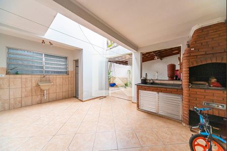 Casa à venda com 280m², 3 quartos e 3 vagasQuintal e Área Gourmet