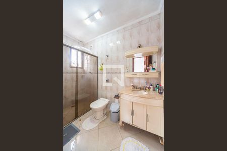 Casa à venda com 280m², 3 quartos e 3 vagasBanheiro do Quarto 1