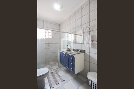 Casa à venda com 230m², 3 quartos e 8 vagasBanheiro