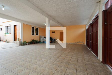 Casa à venda com 230m², 3 quartos e 8 vagasGaragem