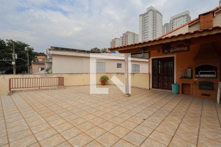 Casa à venda com 230m², 3 quartos e 8 vagasTerraço e Área de lazer