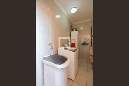 Casa à venda com 230m², 3 quartos e 8 vagasÁrea de serviço