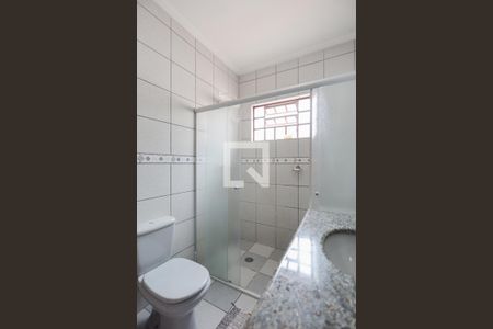 Casa à venda com 230m², 3 quartos e 8 vagasBanheiro