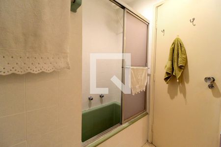 Apartamento à venda com 101m², 3 quartos e 1 vagaBanheiro Corredor