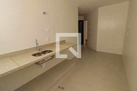 Apartamento à venda com 132m², 3 quartos e 2 vagasBanheiro