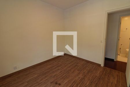Apartamento à venda com 132m², 3 quartos e 2 vagasQuarto 3