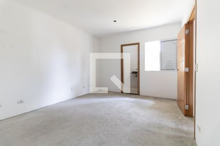 Casa à venda com 100m², 3 quartos e 2 vagasSuíte