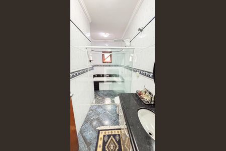 Casa à venda com 315m², 3 quartos e 4 vagas Casa à venda com 315m², 3 quartos e 4 vagasBanheiro da Suíte 1