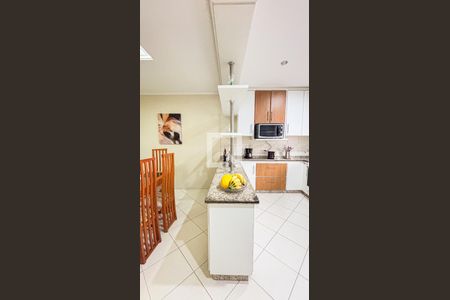 Casa à venda com 315m², 3 quartos e 4 vagas Casa à venda com 315m², 3 quartos e 4 vagasCozinha