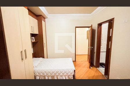 Casa à venda com 315m², 3 quartos e 4 vagasSuíte 2