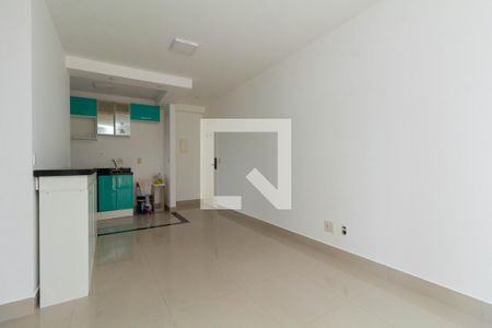 Sala de apartamento à venda com 3 quartos, 62m² em Vila Leonor, São Paulo