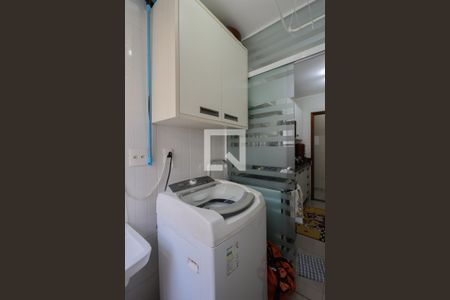 Apartamento à venda com 60m², 2 quartos e 1 vagaÁrea de serviço