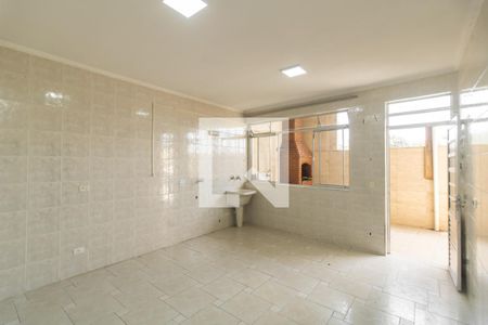 Casa à venda com 240m², 3 quartos e 2 vagasÁrea de Serviço