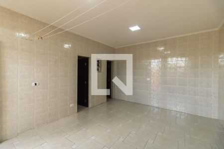 Casa à venda com 240m², 3 quartos e 2 vagasÁrea de Serviço