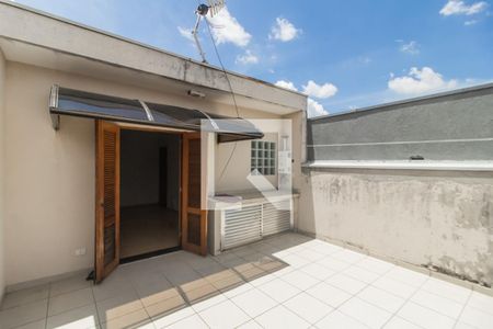 Casa à venda com 240m², 3 quartos e 2 vagasVaranda