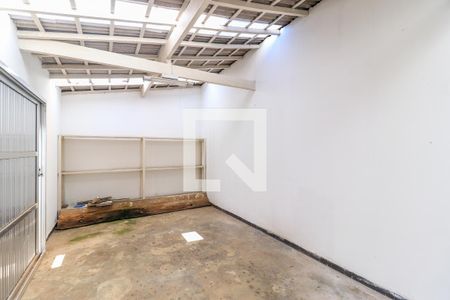 Casa à venda com 223m², 3 quartos e 2 vagas Casa à venda com 223m², 3 quartos e 2 vagasEdícula