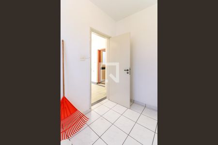 Casa à venda com 223m², 3 quartos e 2 vagas Casa à venda com 223m², 3 quartos e 2 vagasQuarto de Serviço