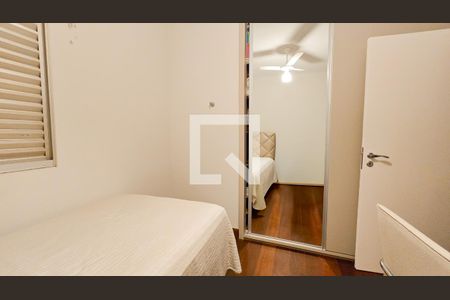 Apartamento à venda com 142m², 4 quartos e 2 vagas Apartamento à venda com 142m², 4 quartos e 2 vagasQuarto 03