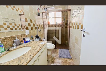 Apartamento à venda com 142m², 4 quartos e 2 vagas Apartamento à venda com 142m², 4 quartos e 2 vagasBanheiro Social