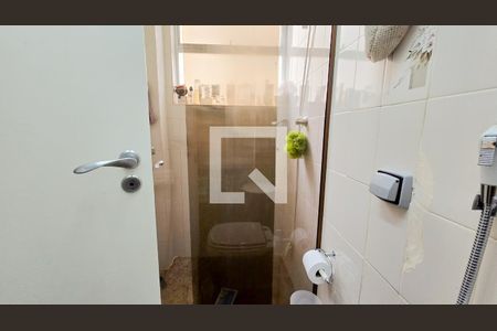 Apartamento à venda com 142m², 4 quartos e 2 vagas Apartamento à venda com 142m², 4 quartos e 2 vagasBanheiro Suite