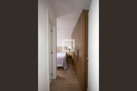 Apartamento à venda com 73m², 3 quartos e 1 vaga Apartamento à venda com 73m², 3 quartos e 1 vagaBanheiro Corredor