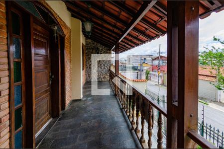 Casa para alugar com 374m², 4 quartos e 4 vagasÁrea externa