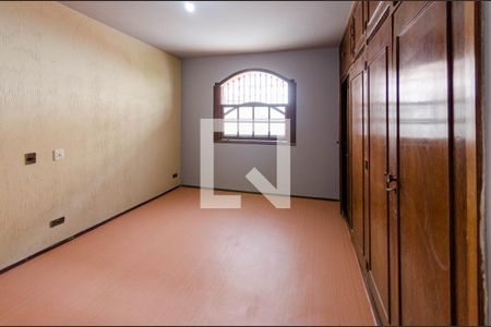 Casa para alugar com 374m², 4 quartos e 4 vagasQuarto 1