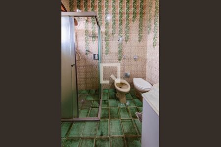 Casa para alugar com 374m², 4 quartos e 4 vagasBanheiro suíte